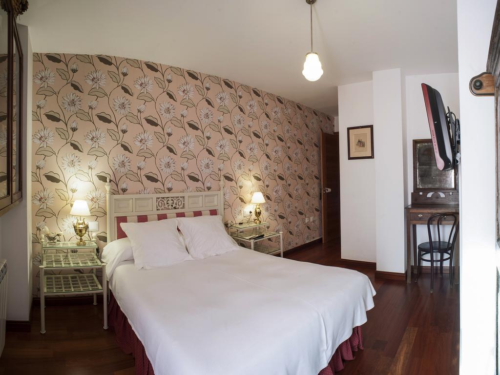 Ch Hostal Victoria Cuenca  Exterior foto